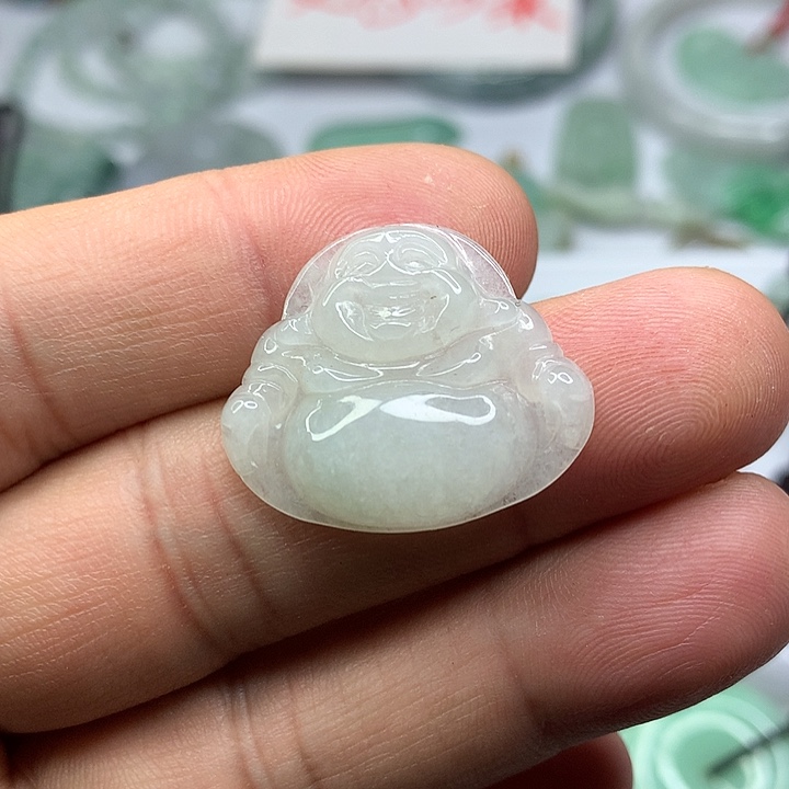 翡翠吊坠(赠链)未镶嵌