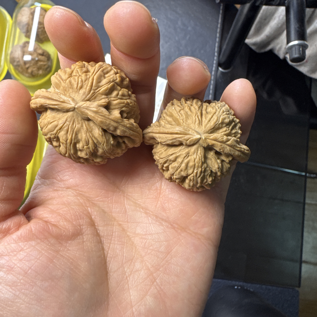 《雯艺文玩》直播专属，练手对，介意的不要拍（无售后）
