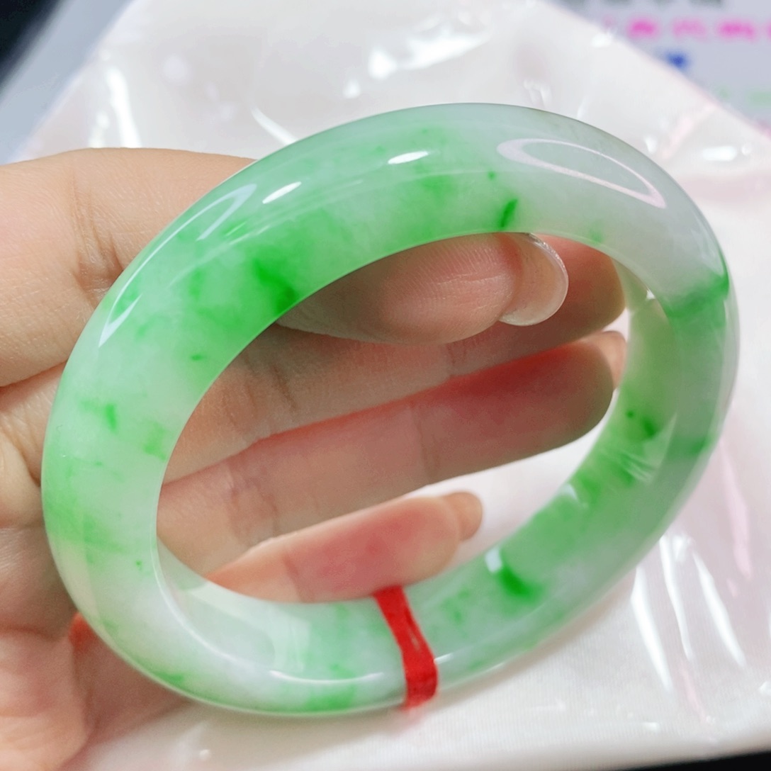 未镶嵌手镯翡翠56,2圈冰阳绿