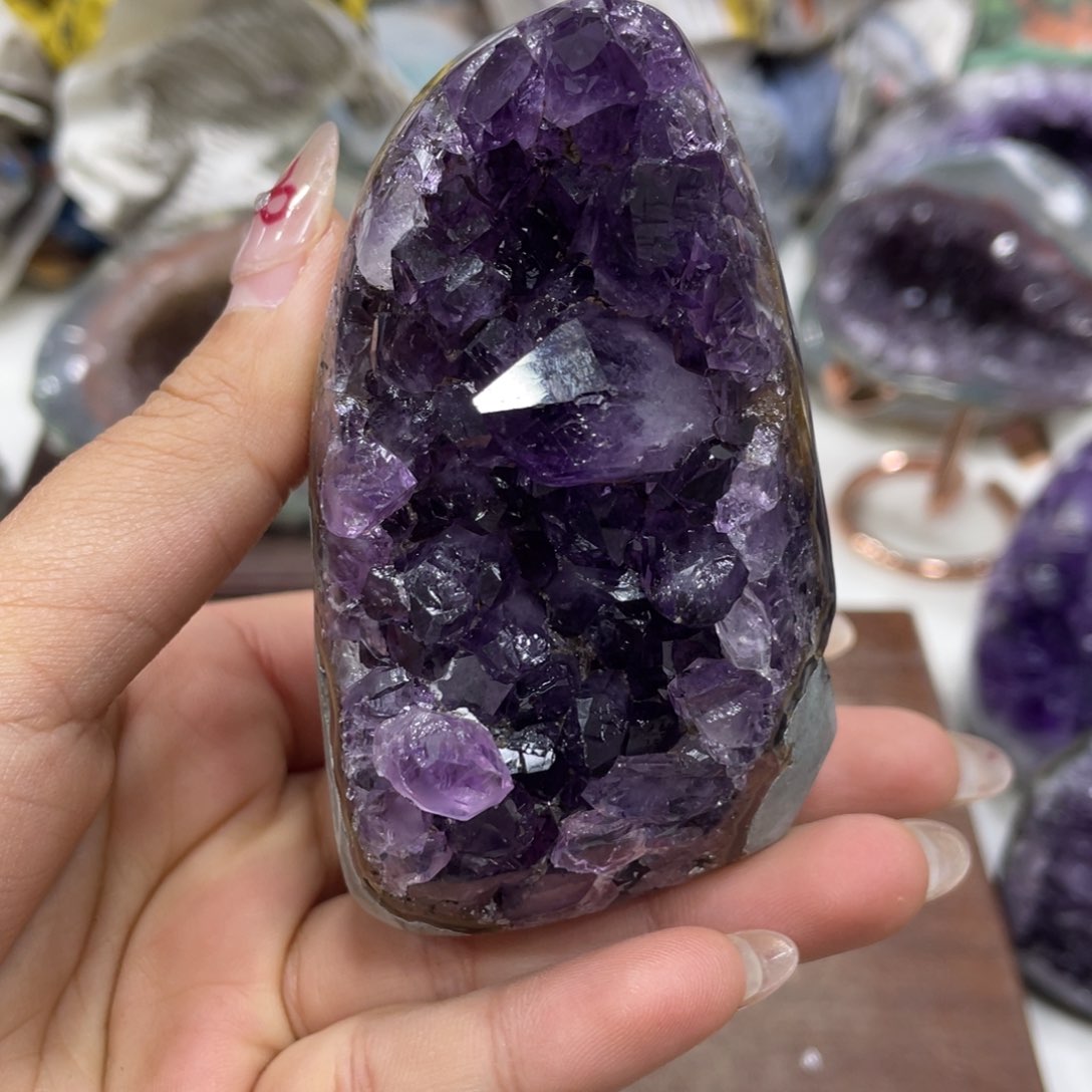 未镶嵌紫晶大型摆件（非配饰）