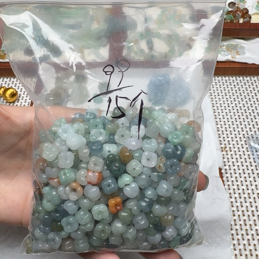 翡翠挂件未镶嵌福利