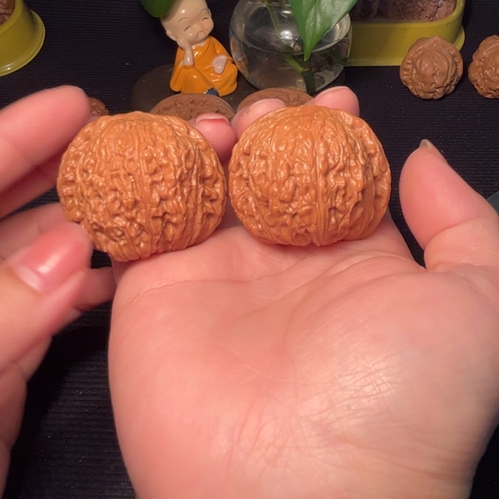 文玩核桃把件泥鳅背42