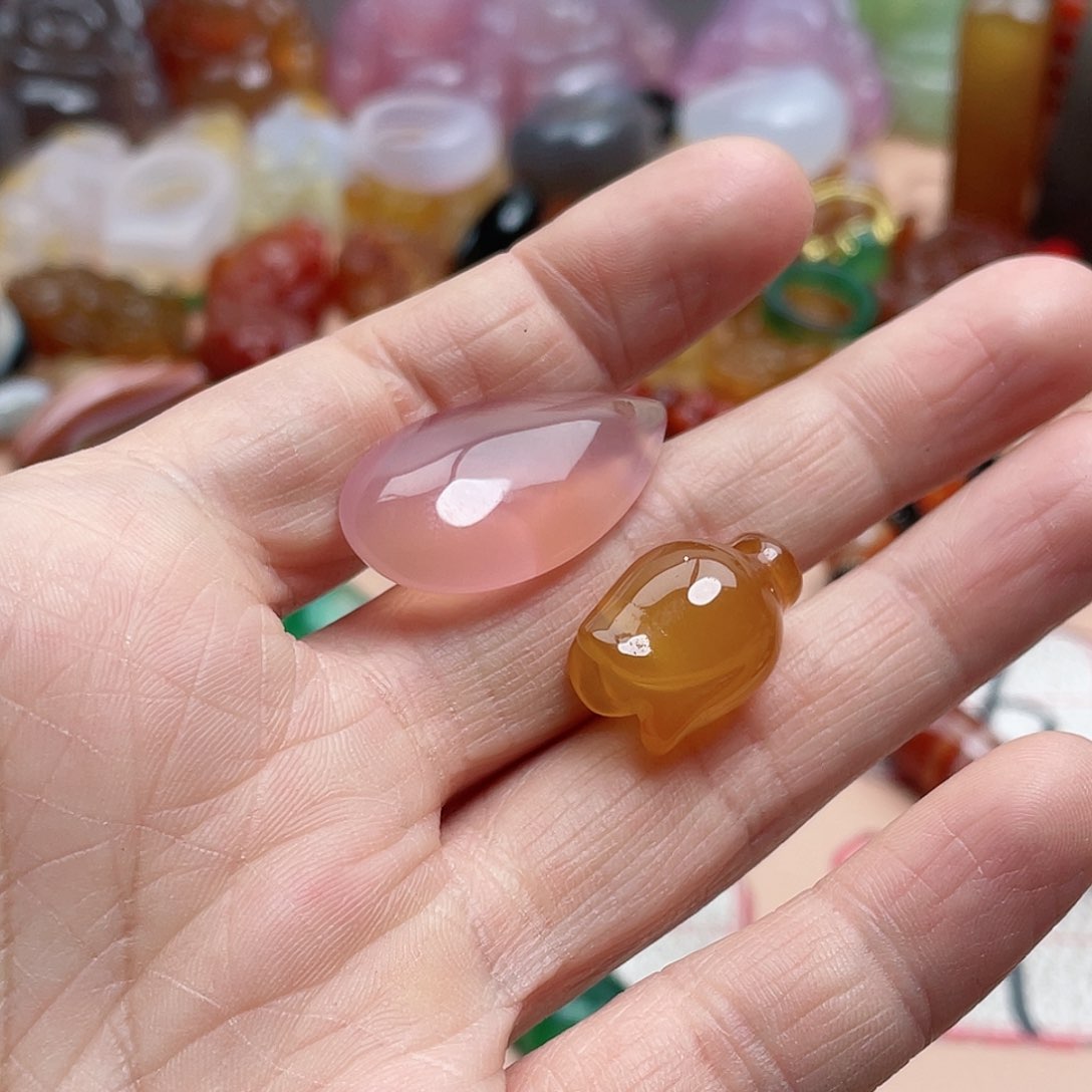 玛瑙/玉髓颈饰合金生**快