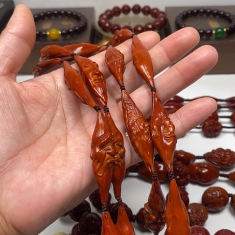 橄榄核吊坠এ****橄榄核