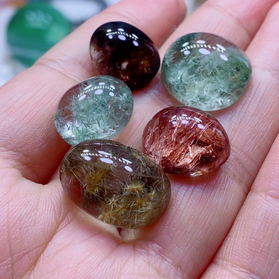 颈饰未镶嵌水晶?****水晶