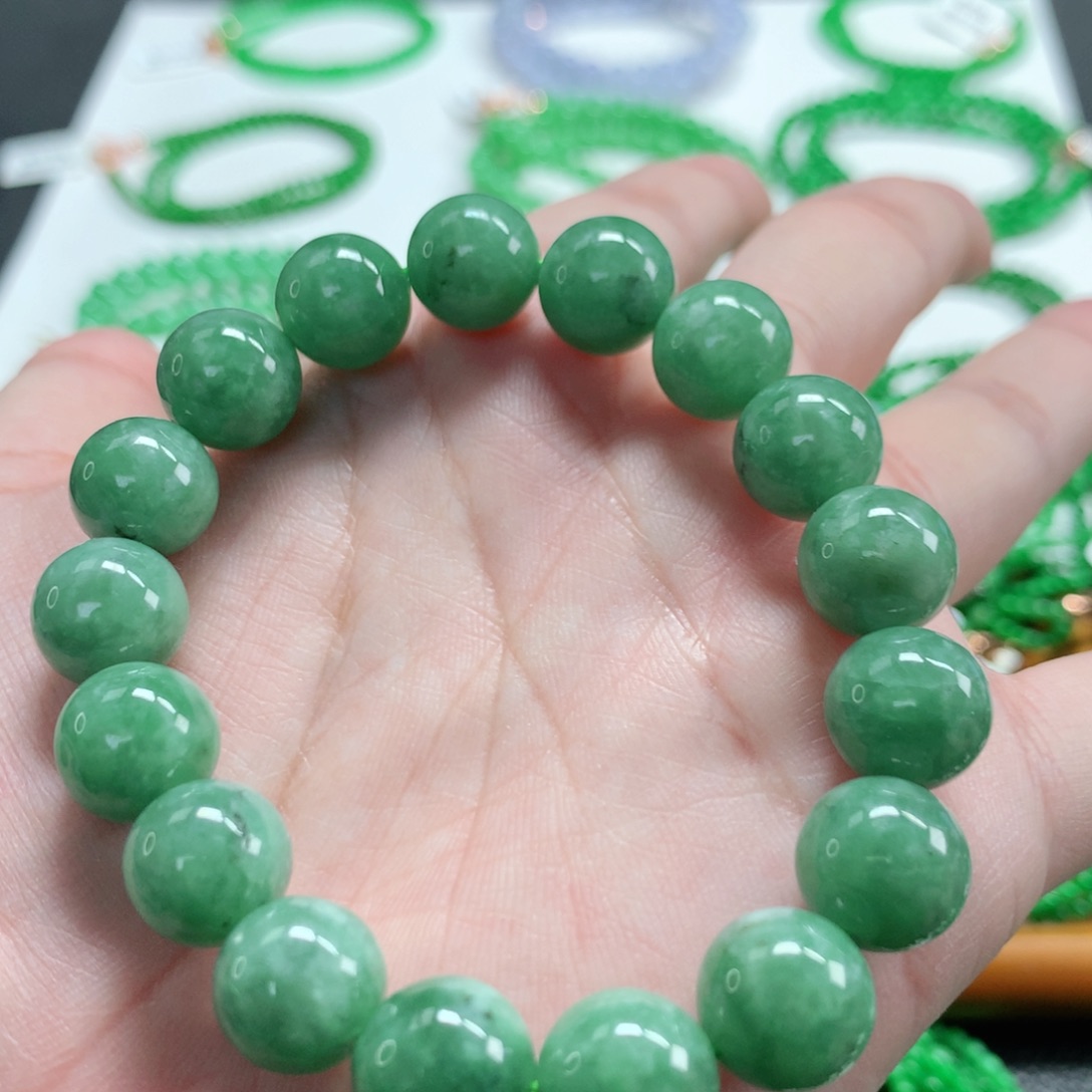 翡翠未镶嵌手链翡翠