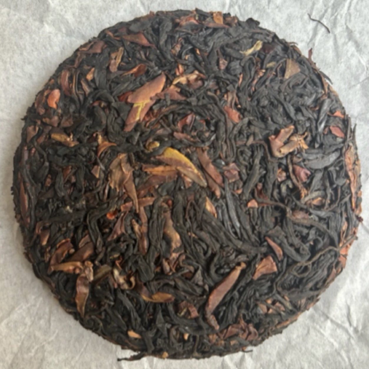 云南头春古树晒红《野生红茶饼》