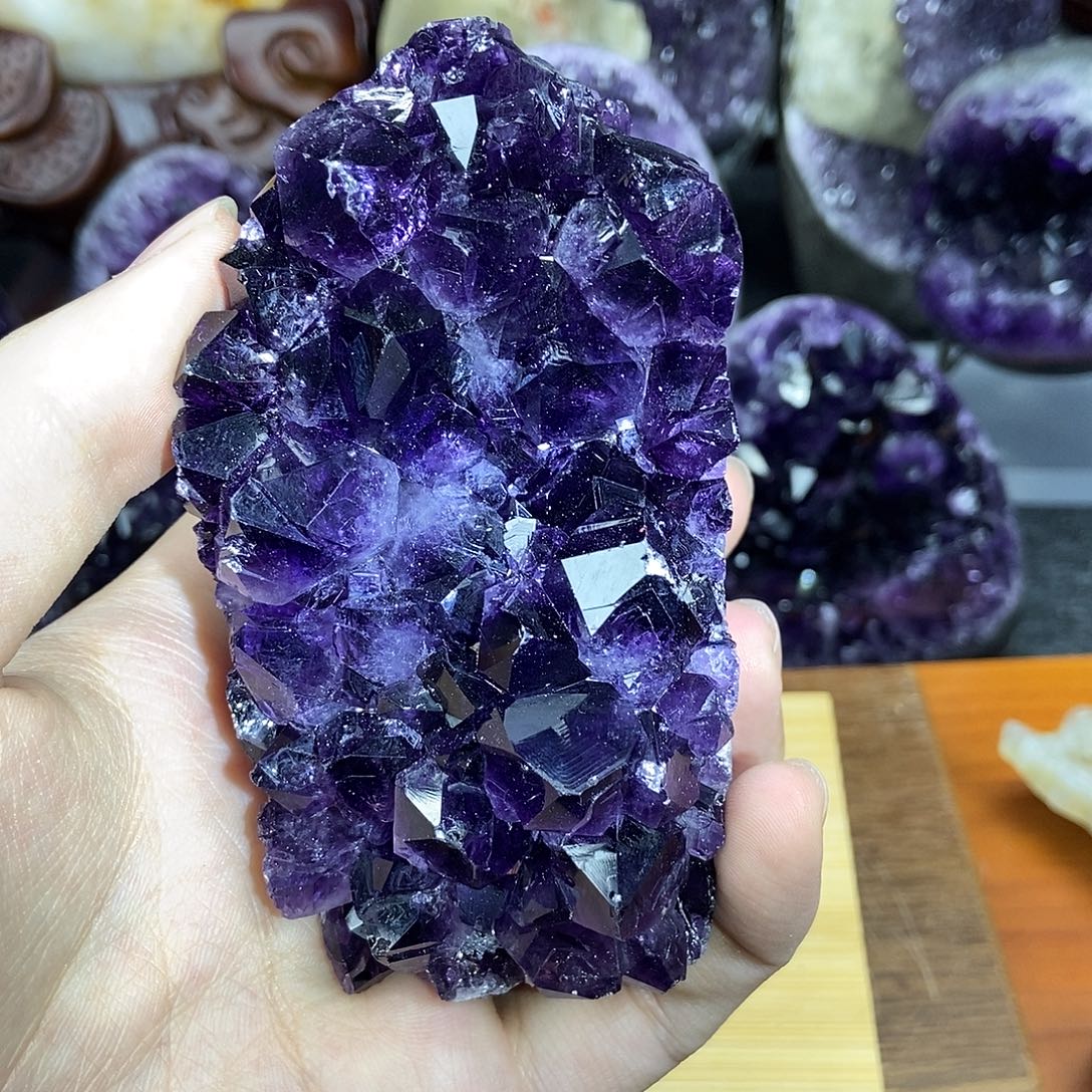 未镶嵌紫晶大型摆件（非配饰）