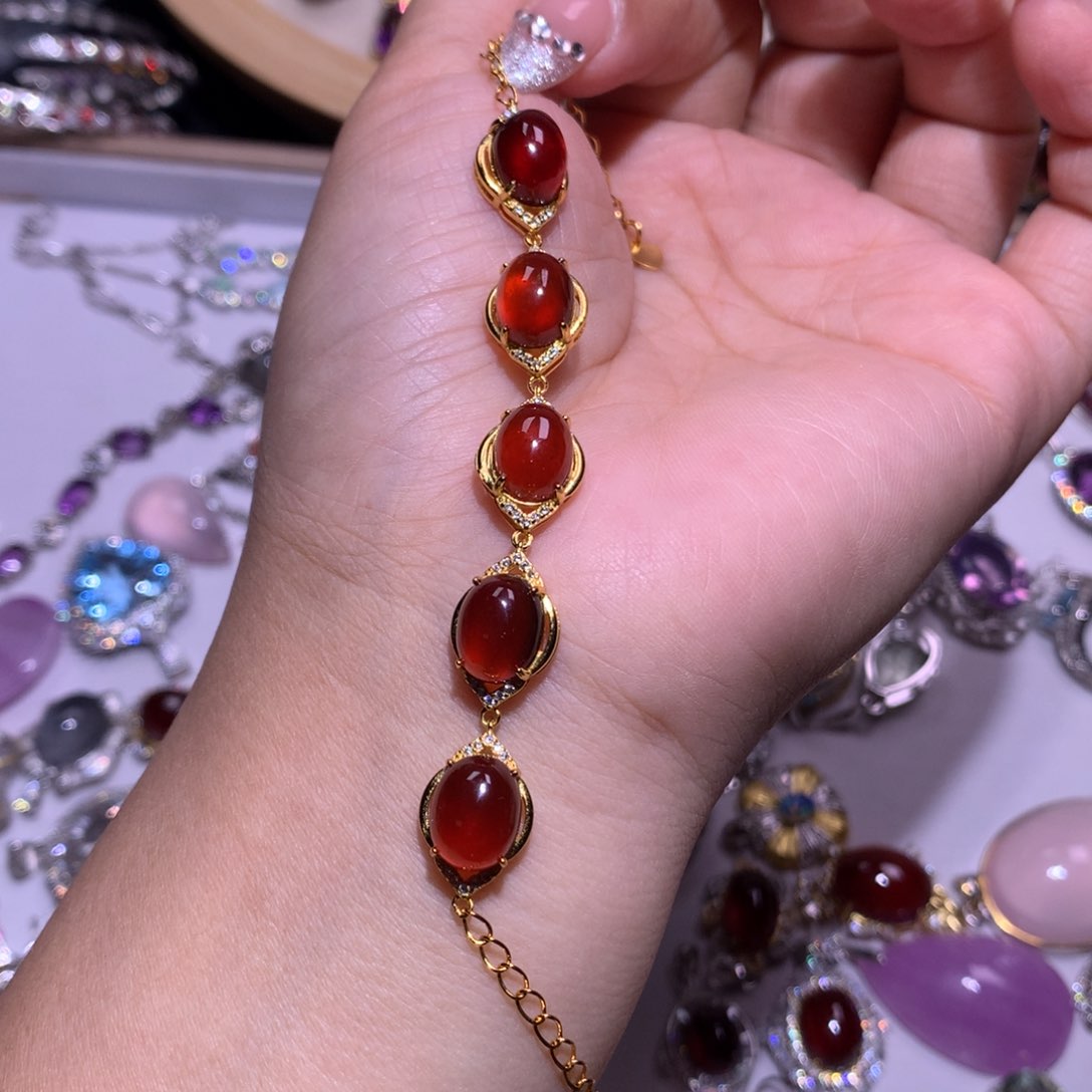 【闪购商品】银S925镶嵌戒指水晶草****啵戒指