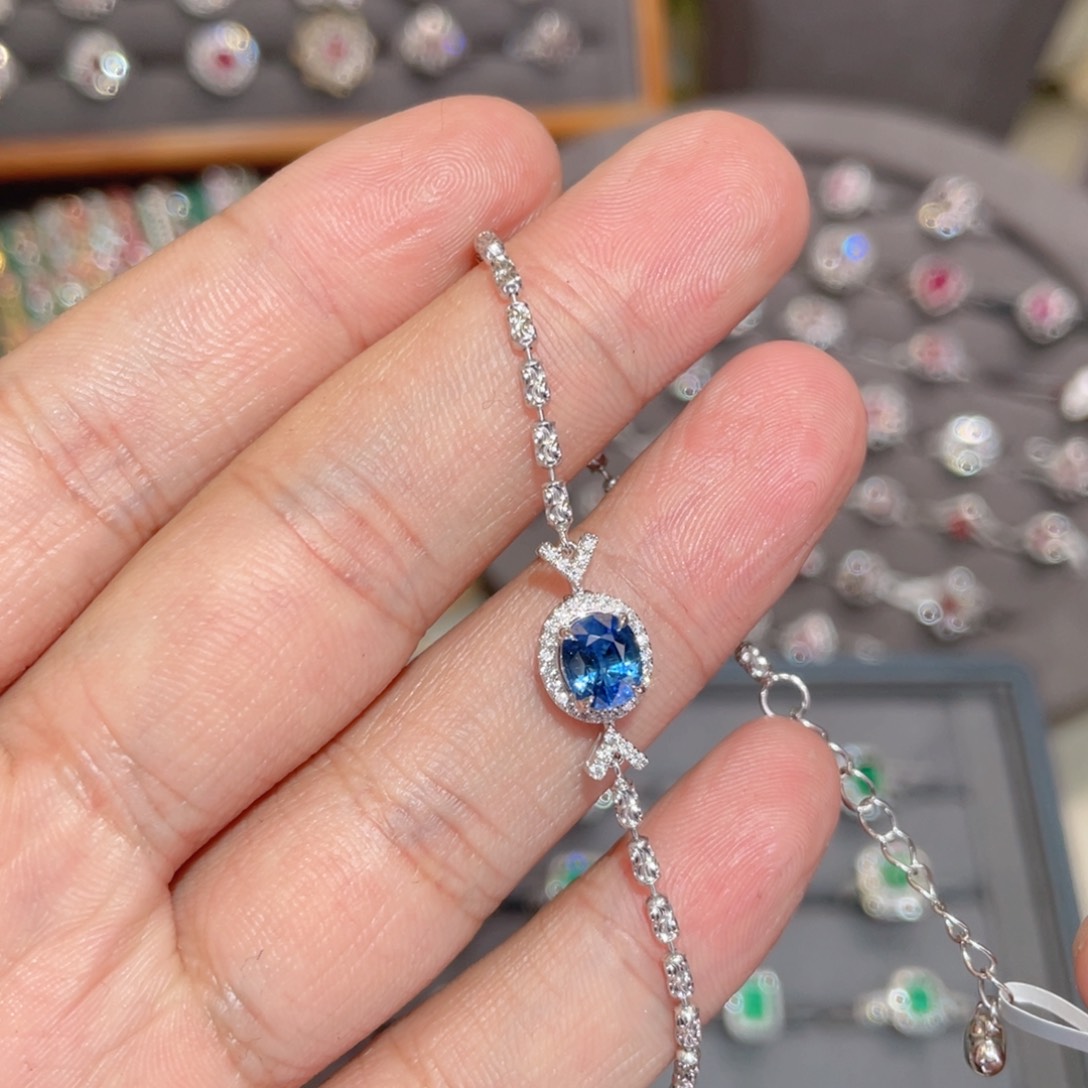 蓝宝石手链18K金镶嵌1.26ct 