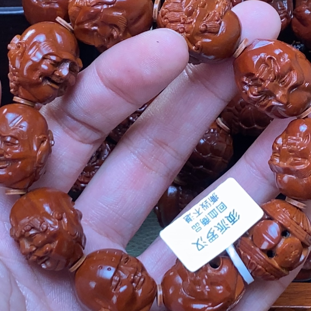 *****橄榄核吊坠Dhd大籽须派罗汉