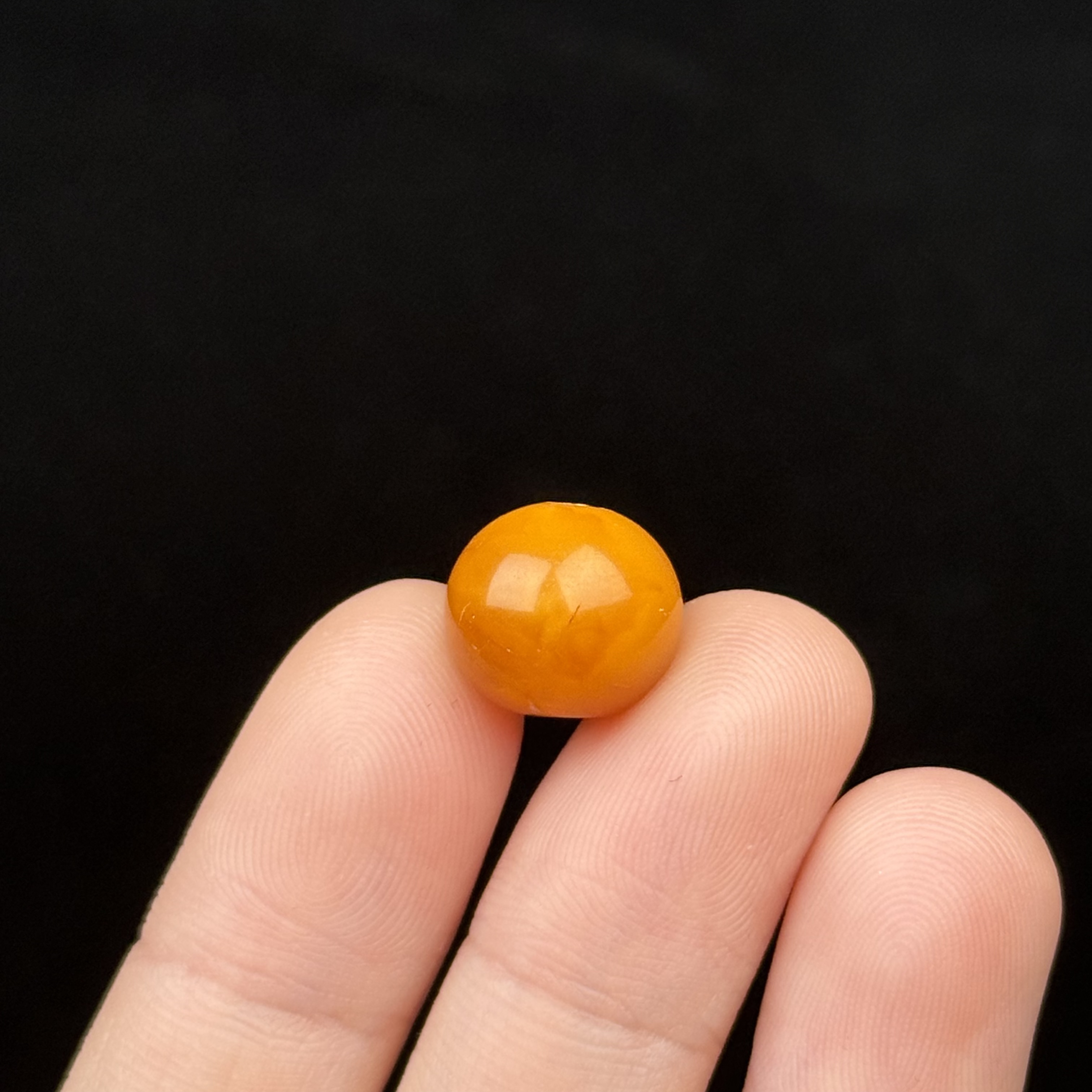 D68-52天然原矿蜜蜡 鸡油红墩子11.9*10.6mm 支持鉴定 假一罚十