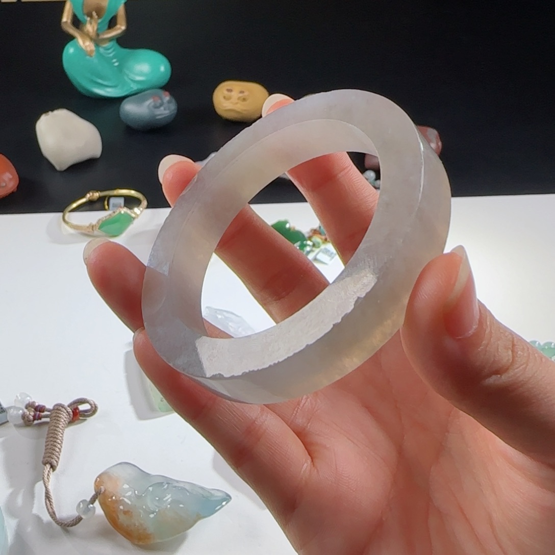 未镶嵌定制翡翠会*橦尾款