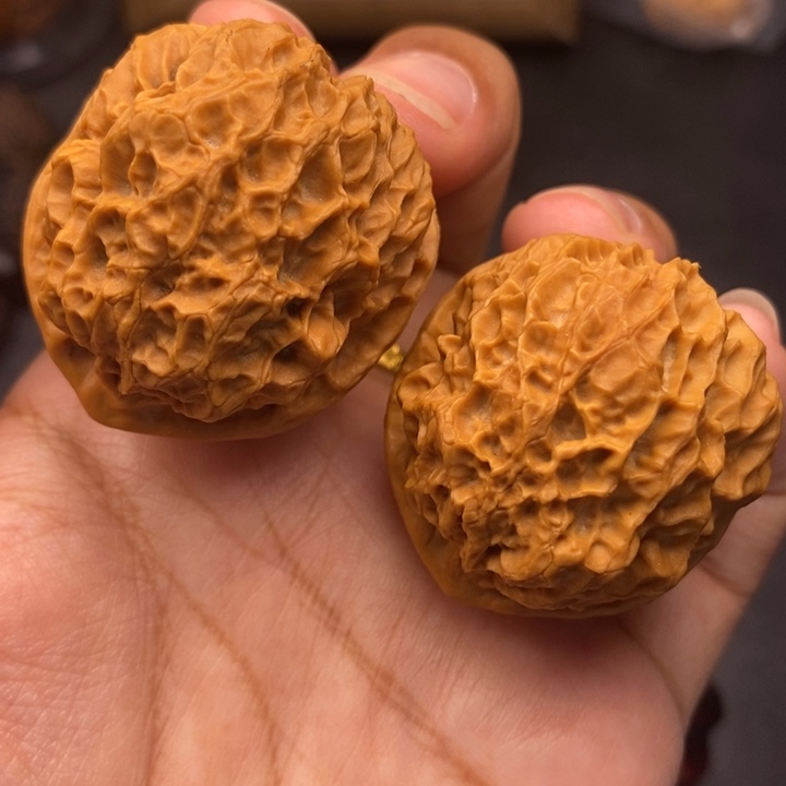 把件文玩核桃41尺珊瑚绣球