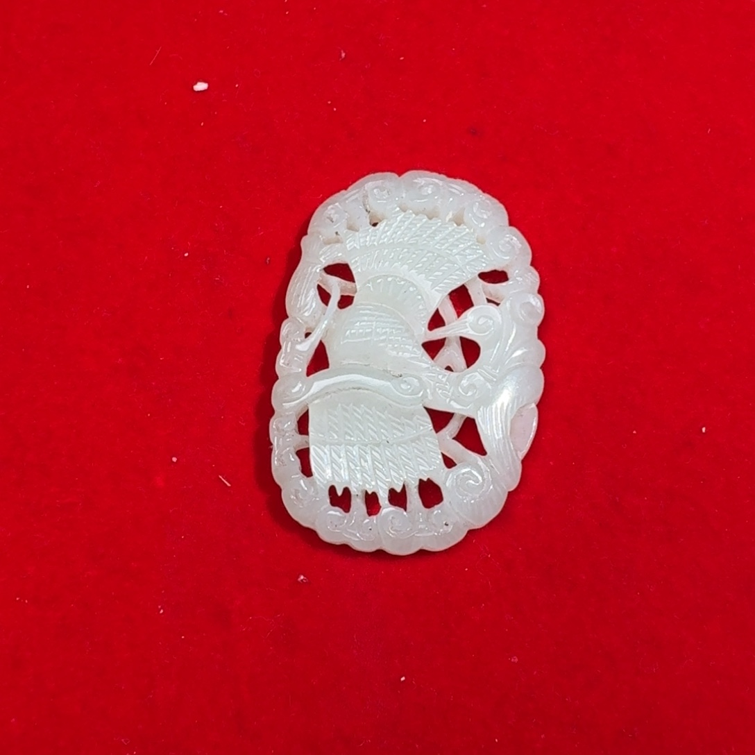 用***3和田玉未镶嵌挂件