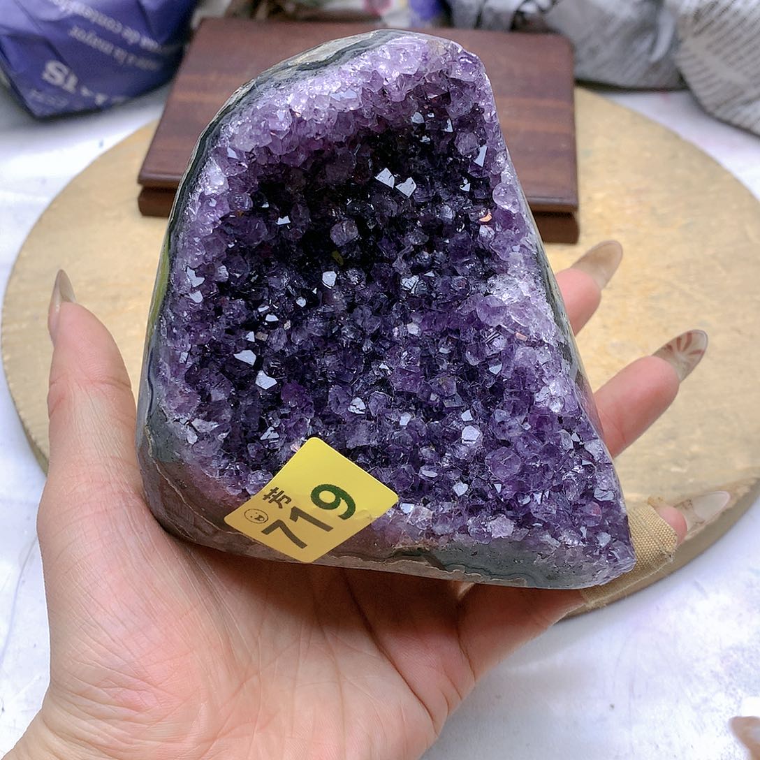 紫晶大型摆件（非配饰）未镶嵌
