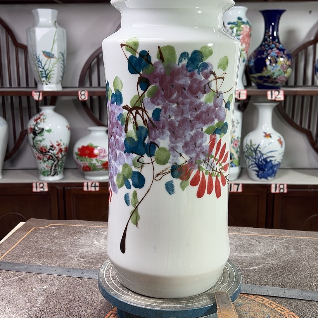 陶摆件景德镇陶瓷书紫藤