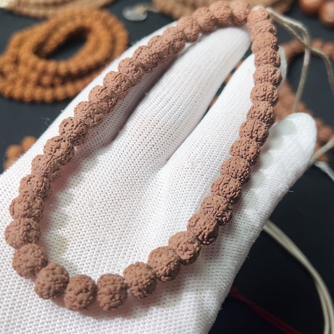 金刚菩提吊坠老树平细手串