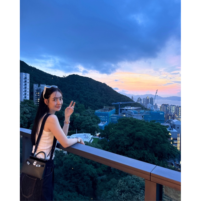 Tsuen荃壹“风有约”针织无袖常规款夏季修身圆领纯色背心