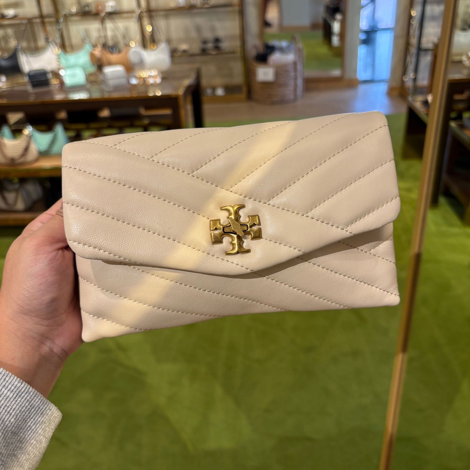 TORY BURCH/汤丽柏琦Kira Wallet 纯色斜纹 单肩斜挎包