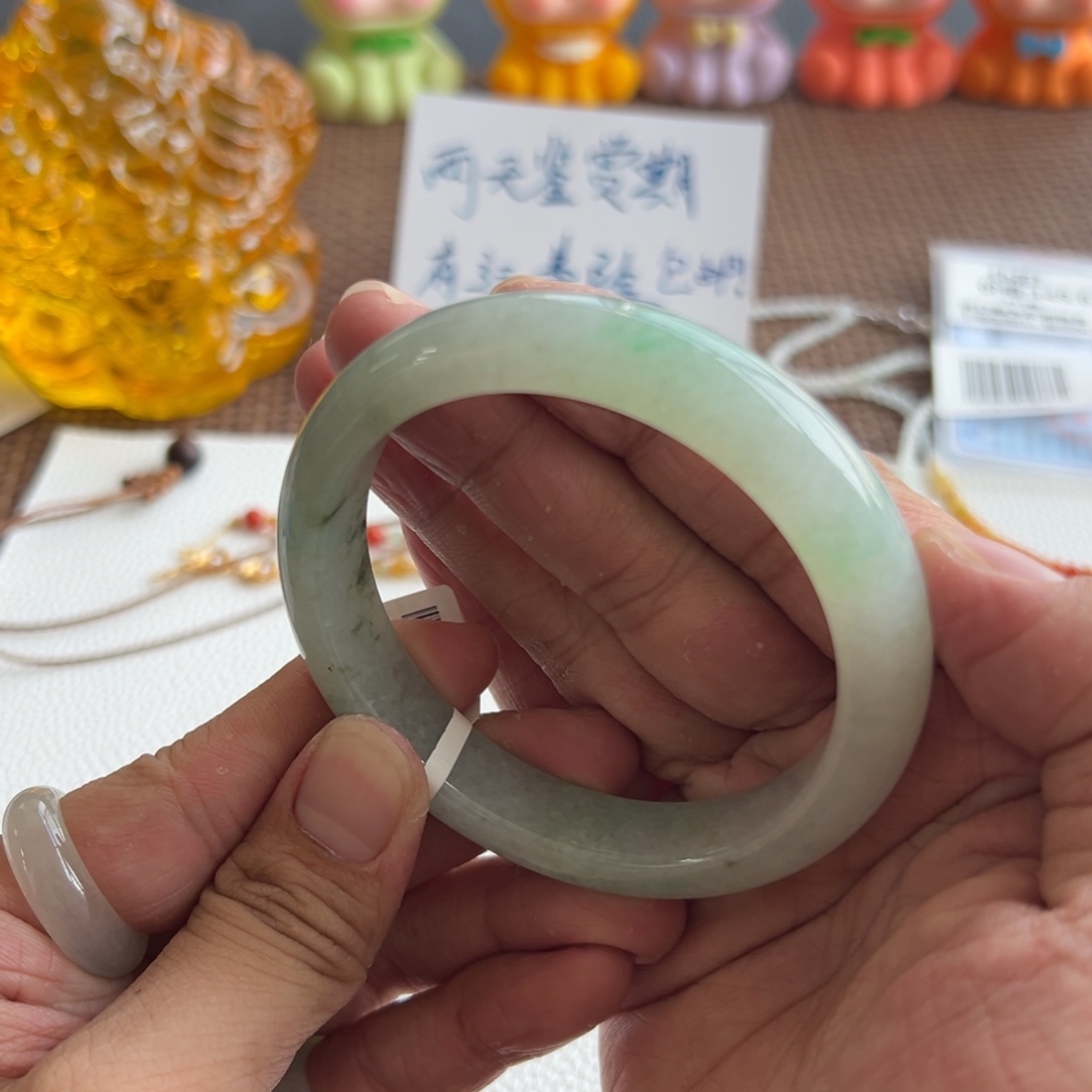 翡翠未镶嵌手镯8号 56.5
