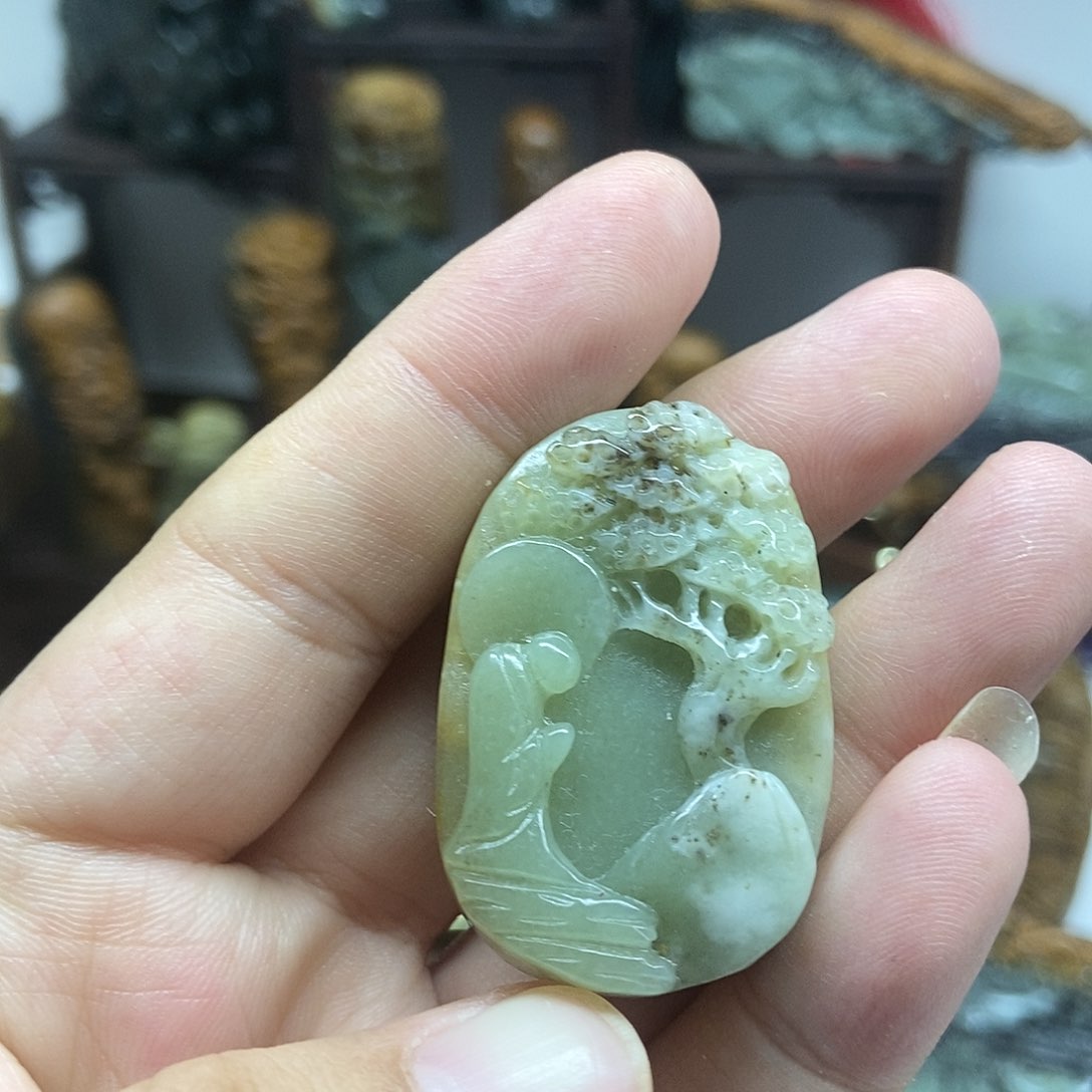 岫岩老玉（透闪石质玉）未镶嵌把件