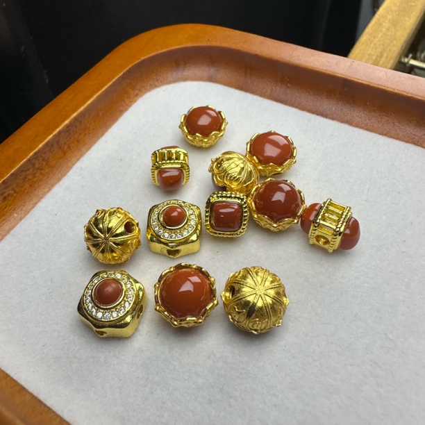 (福利款)南红玛瑙镶嵌铜镀金背云精工diy（直播或备注可其它随机