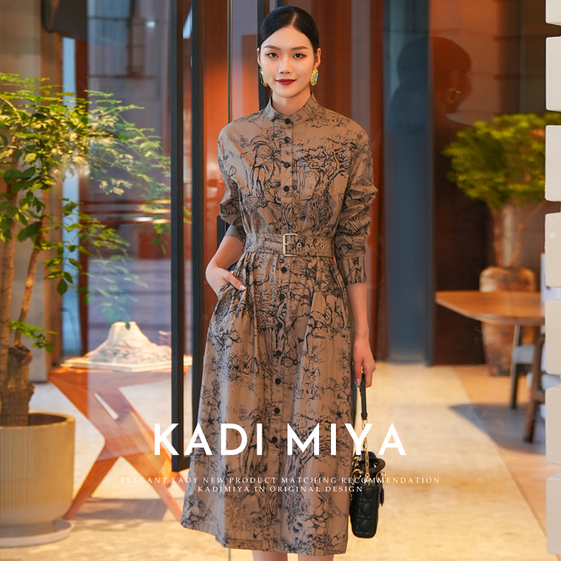 KADIMIYA新款时尚法式复古优雅丛林印花收腰长袖高级感连衣裙