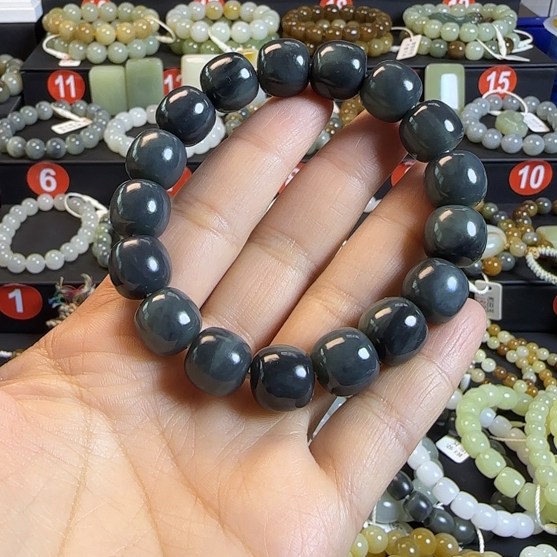 和田玉未镶嵌手链