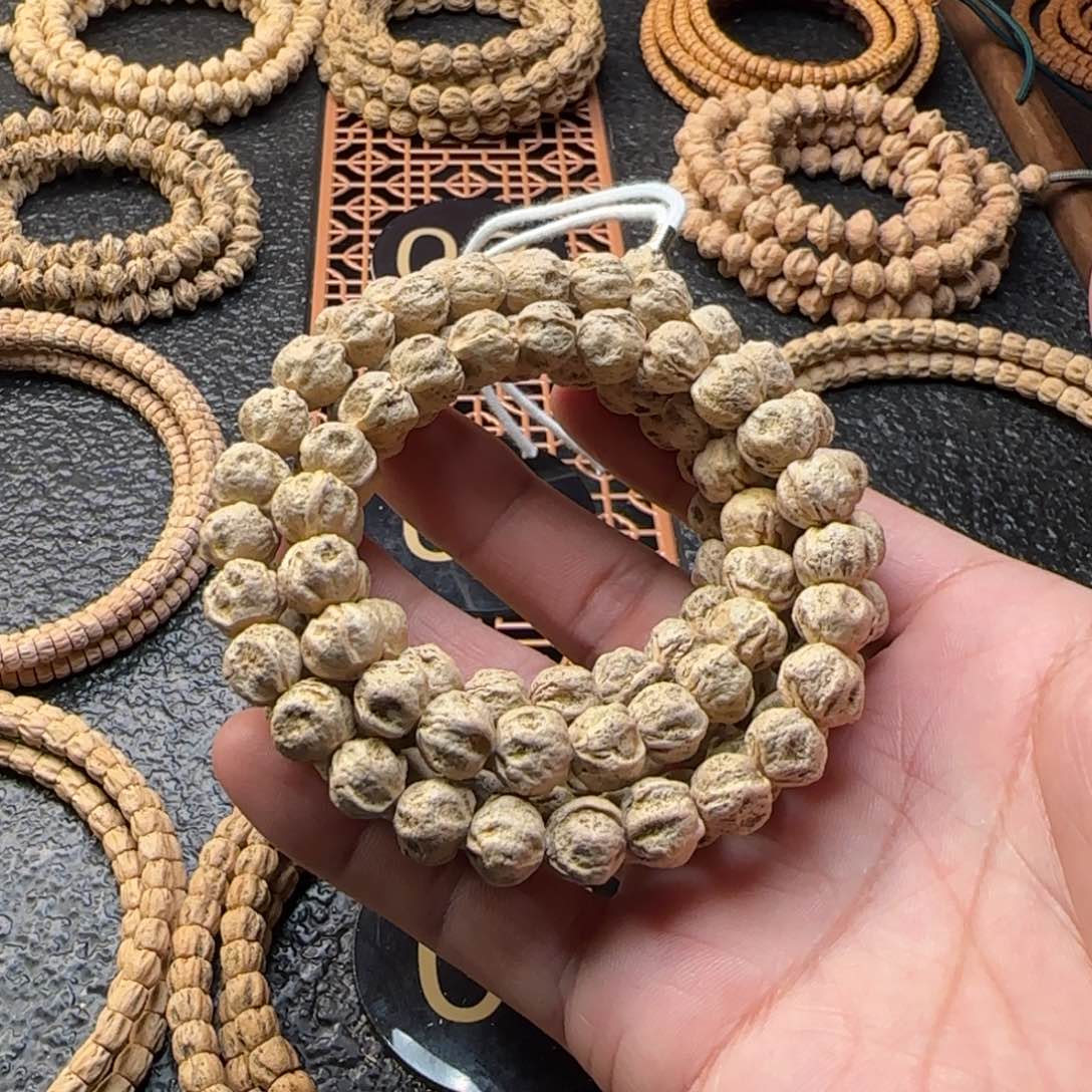 柏香籽/百香籽吊坠我**酒