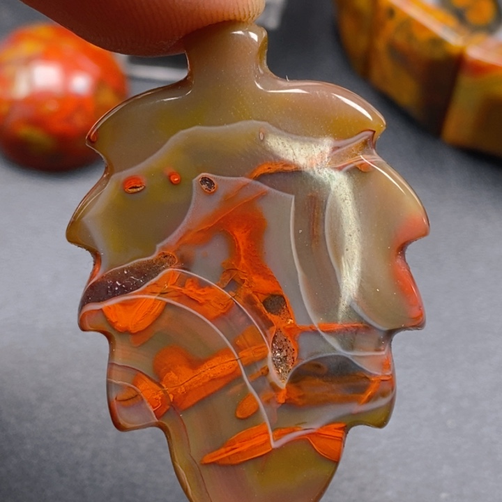 玛瑙/玉髓颈饰未镶嵌静*