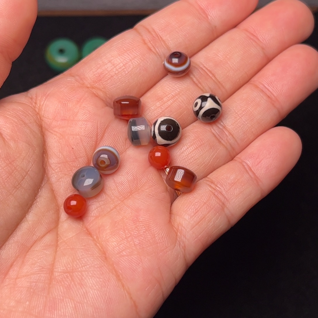 韋***凡玛瑙/玉髓未镶嵌配饰