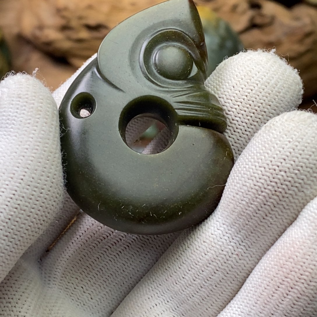 天***鱼岫岩河磨玉（透闪石质玉）未镶嵌手链