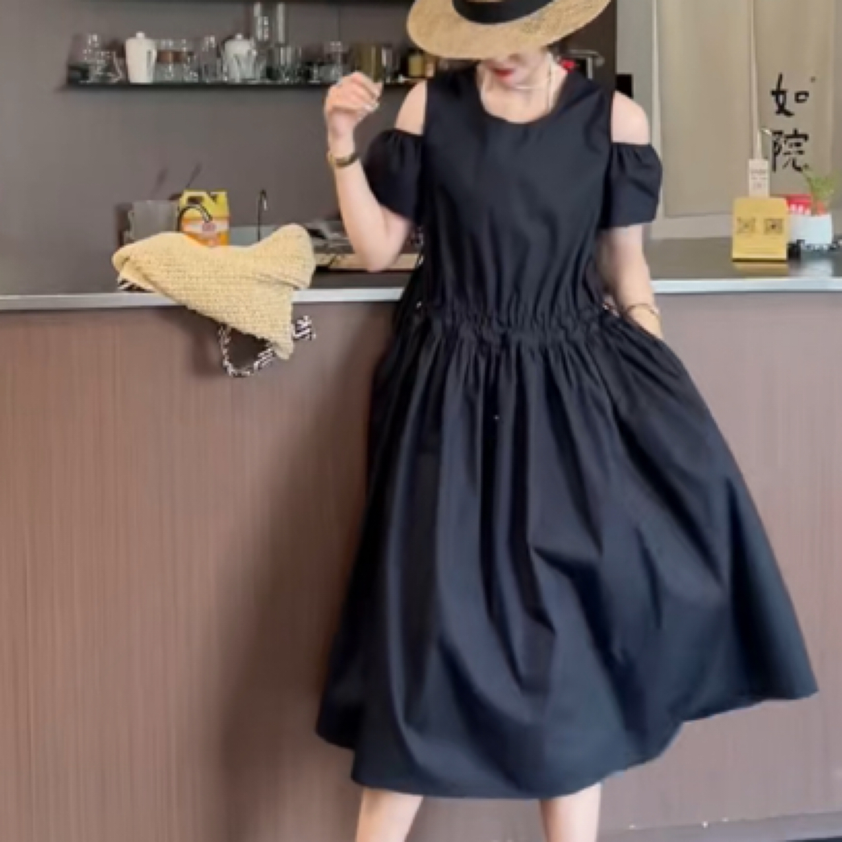 夏季新款法式盐系轻熟风多巴胺穿搭女神范小众气质连衣裙