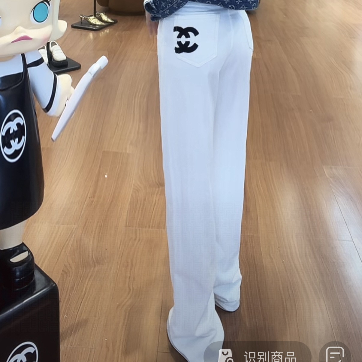 婷子-VIP·家定制高货侧边香牛仔阔腿裤（8-6688）