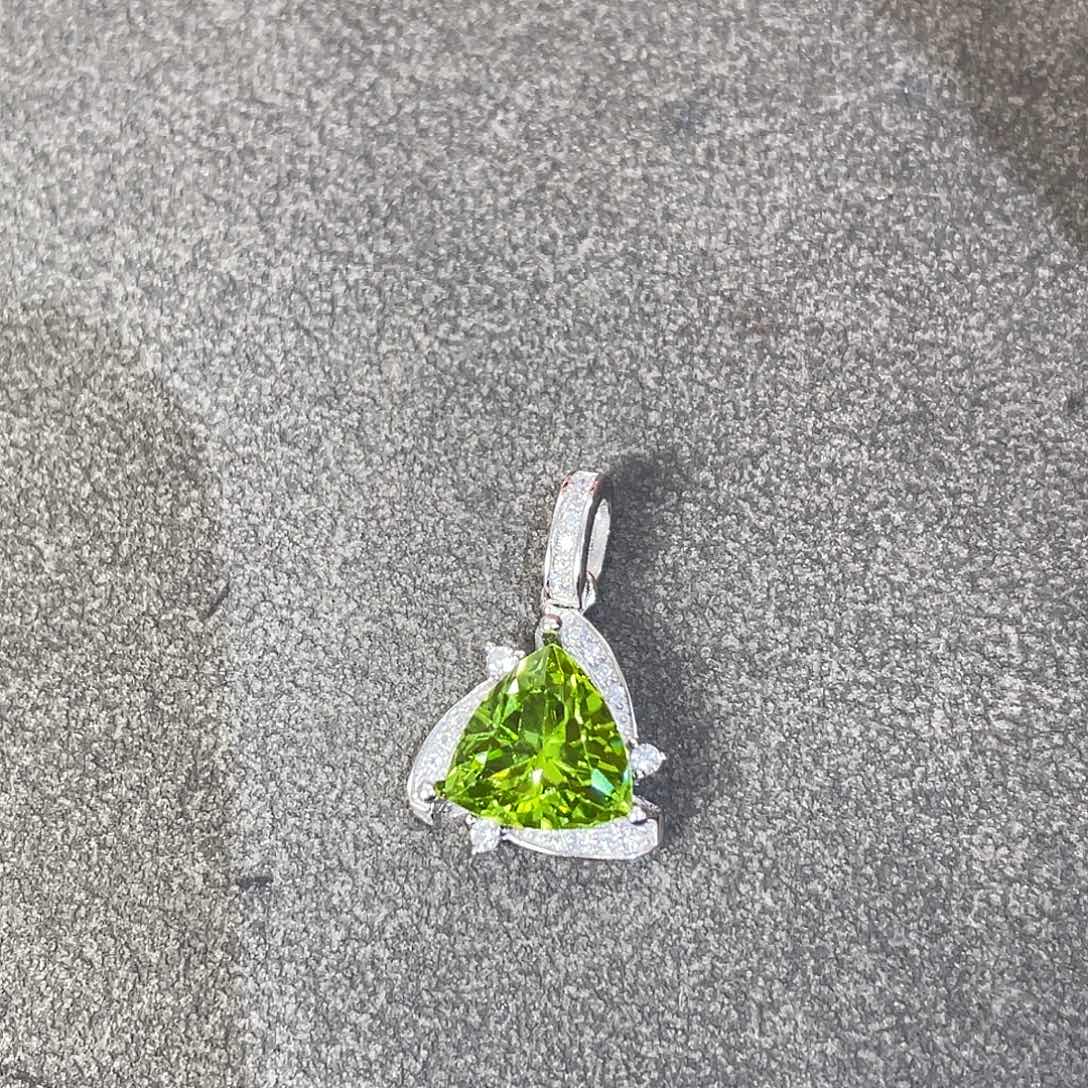 橄榄石颈饰银S925镀金镶嵌