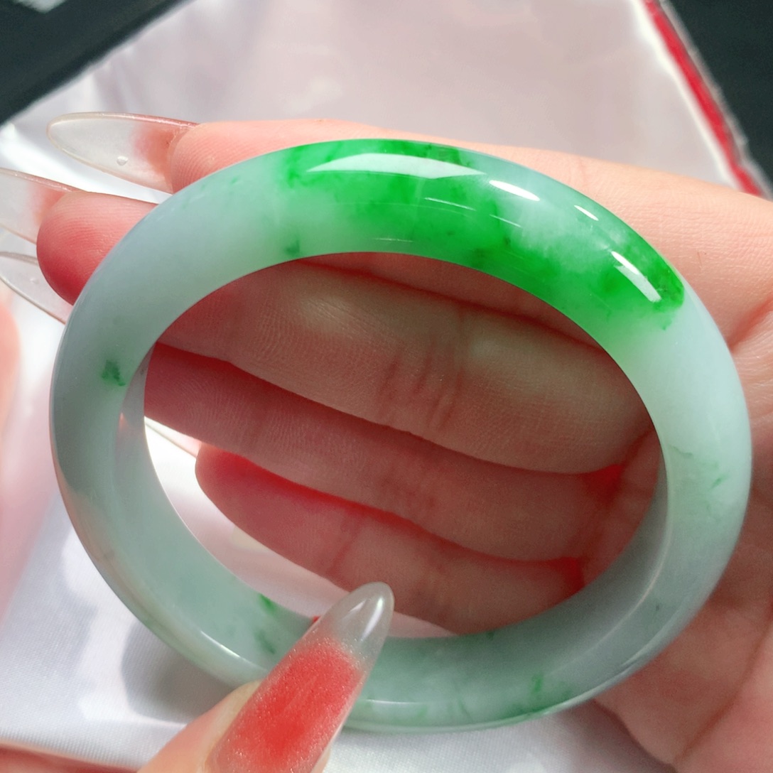 翡翠手镯未镶嵌正圈57.58