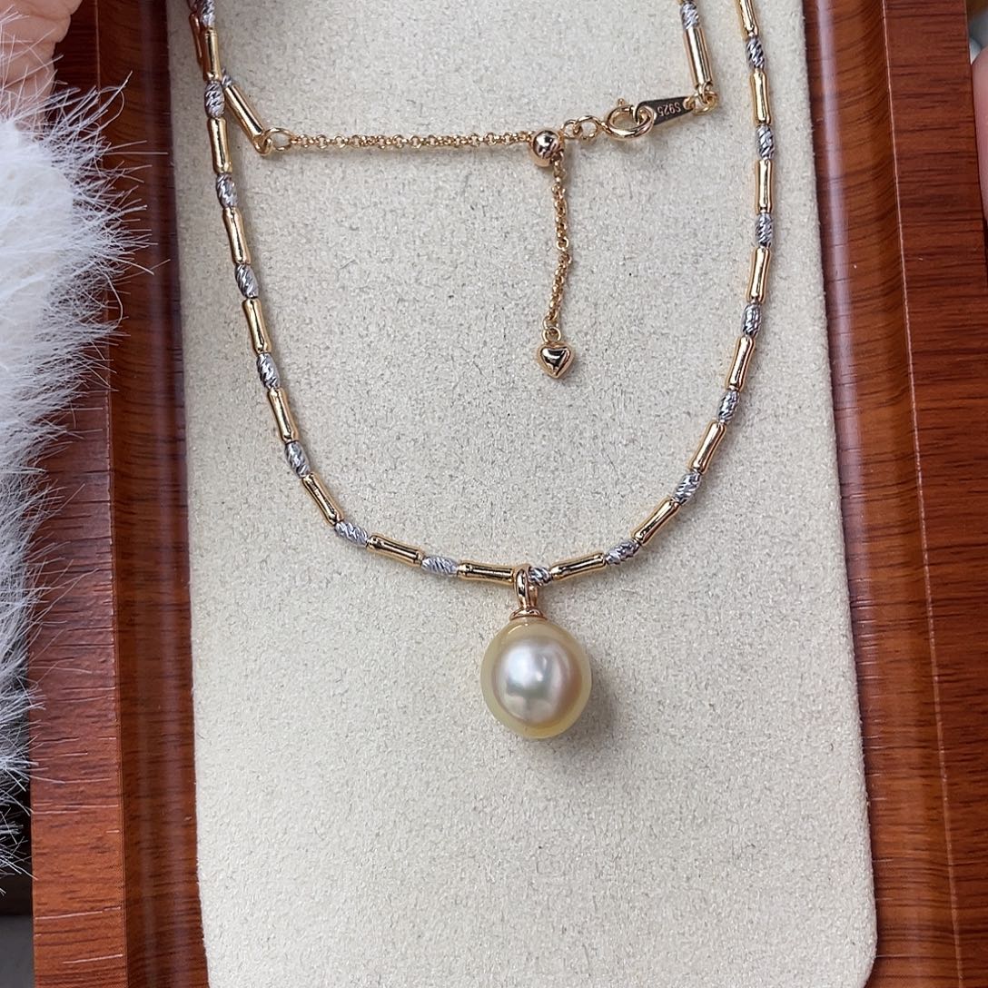 银S925镶嵌海水珍珠颈饰