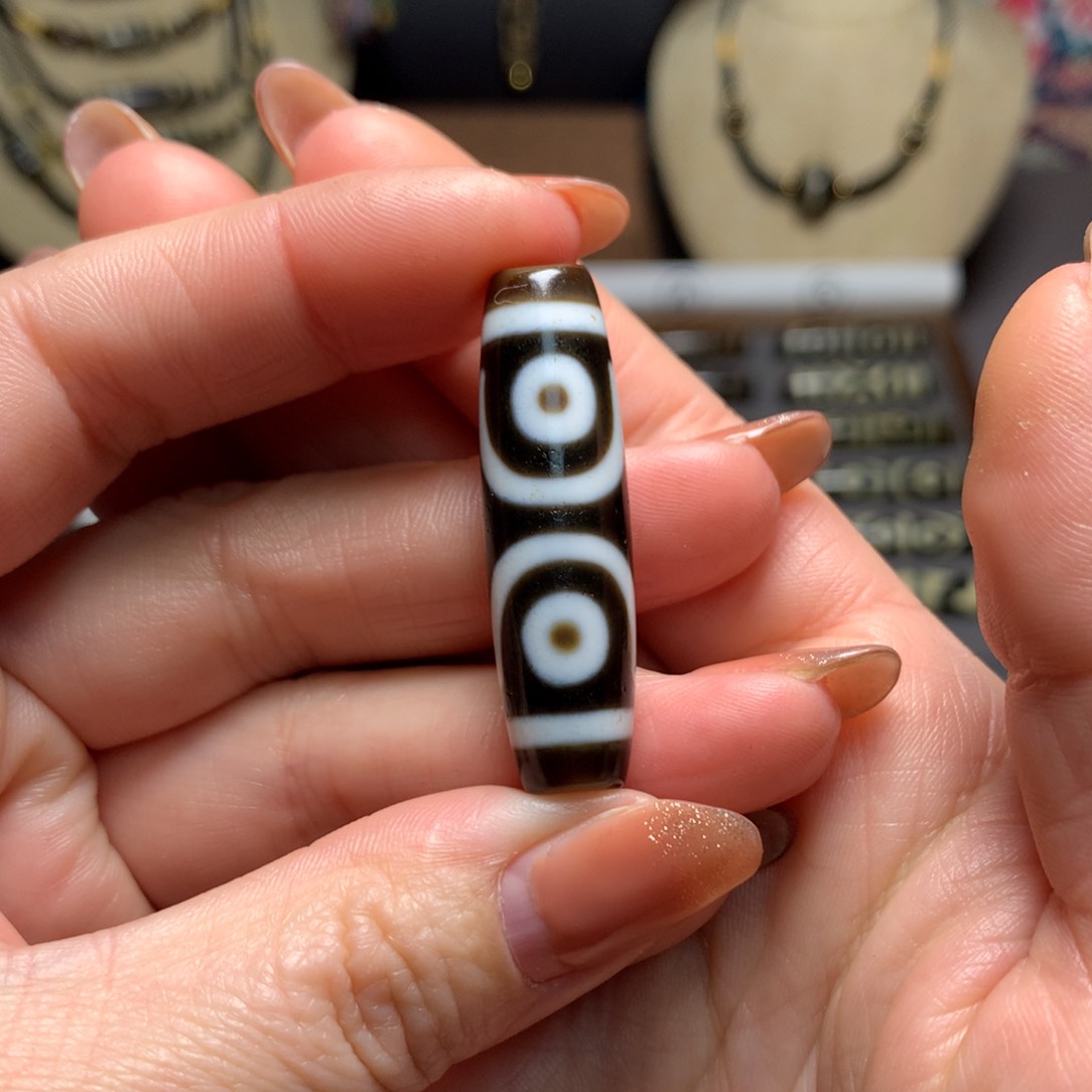 玛瑙/玉髓吊坠(赠链)未镶嵌齐*