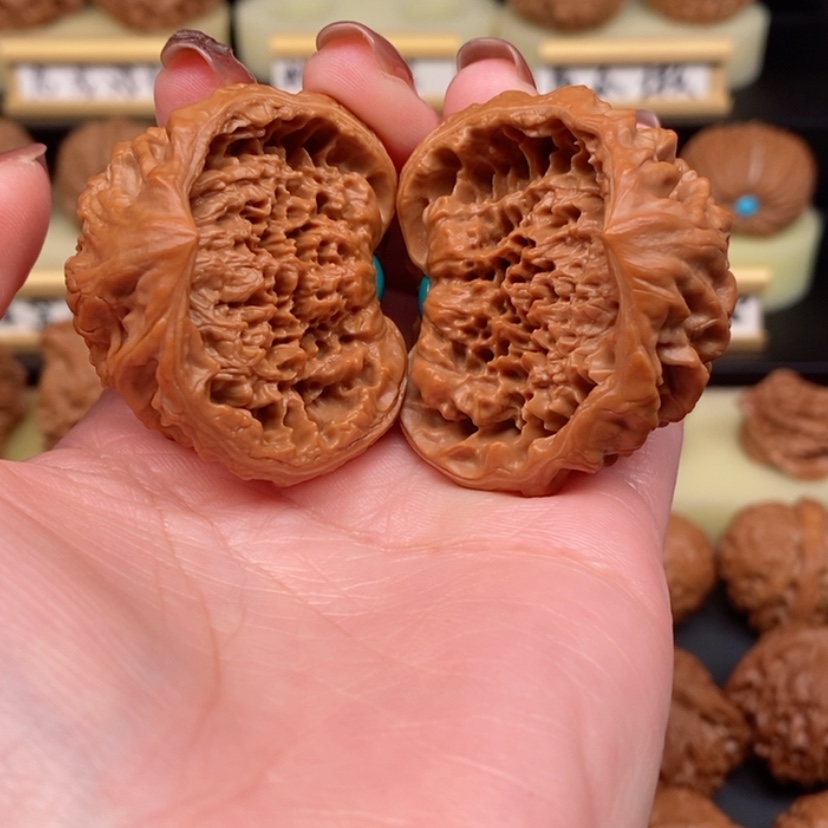 【闪购商品】文玩核桃吊坠随**玩蛇王