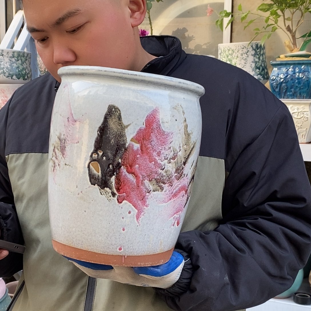 花盆紫砂口20高25瑕疵