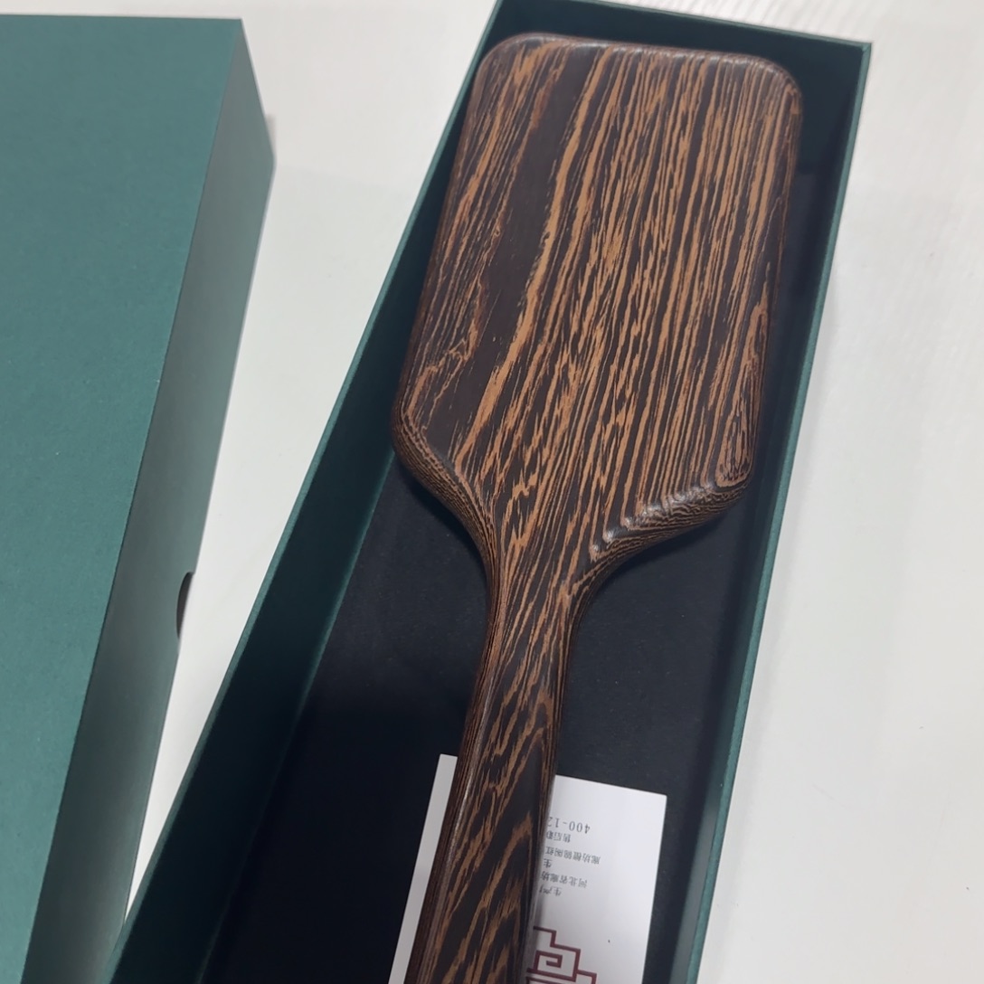 书柜紫檀木类鸡翅木气囊梳子