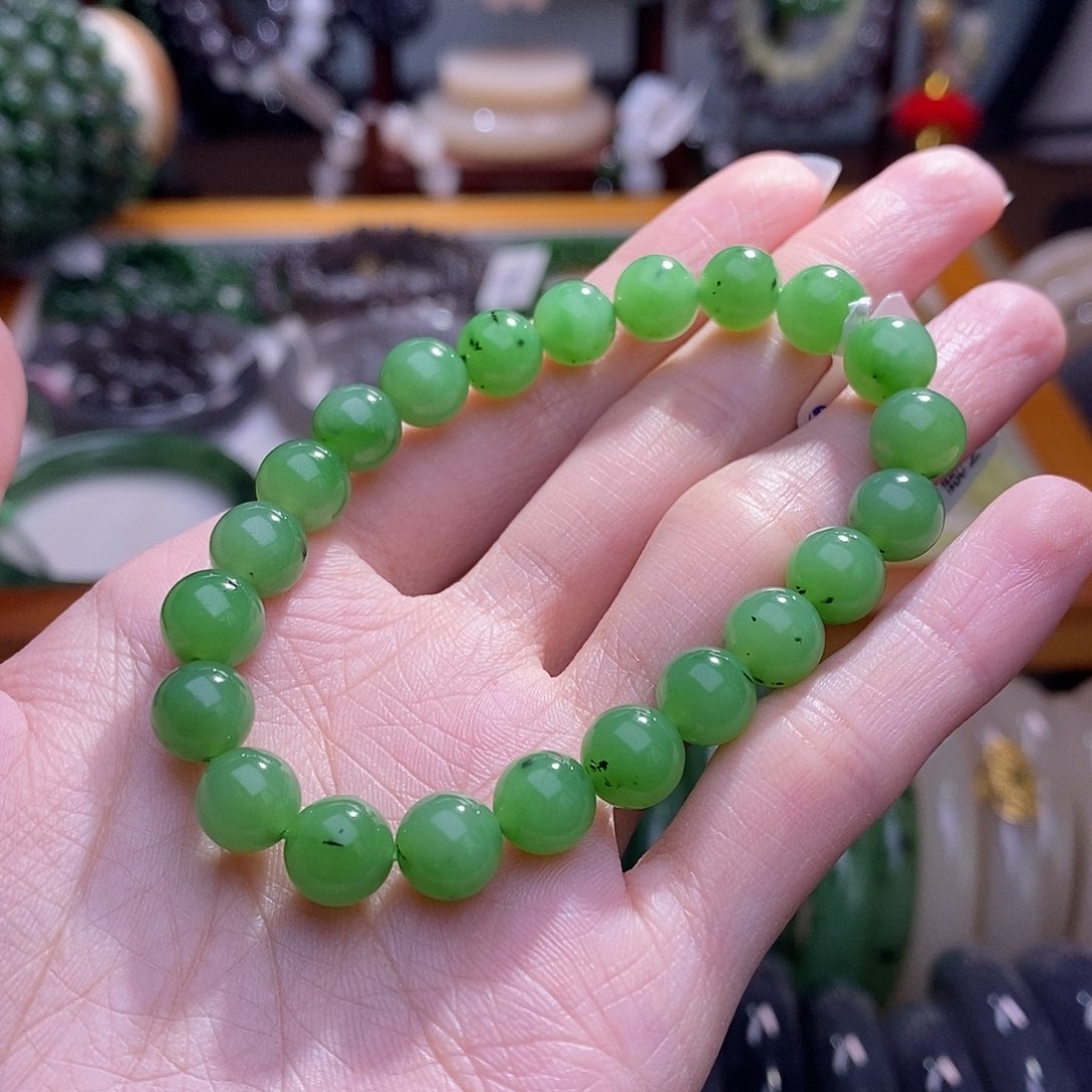 和田玉未镶嵌碧玉乌兰海手串8MM