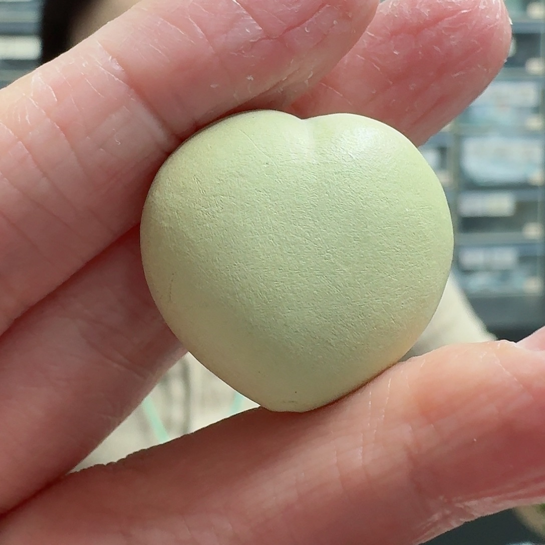 绿松石珠宝奇石未镶嵌骄**?