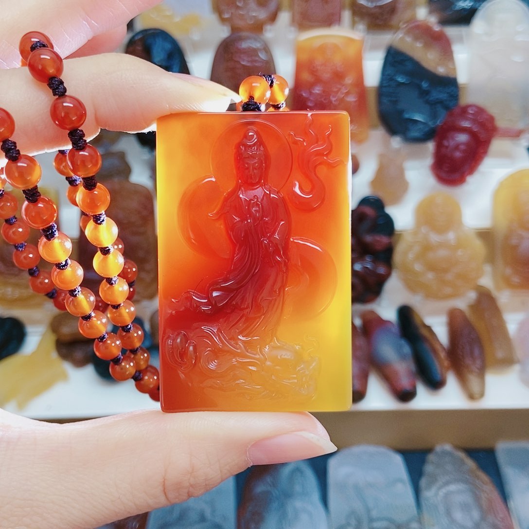 玛瑙/玉髓颈饰未镶嵌