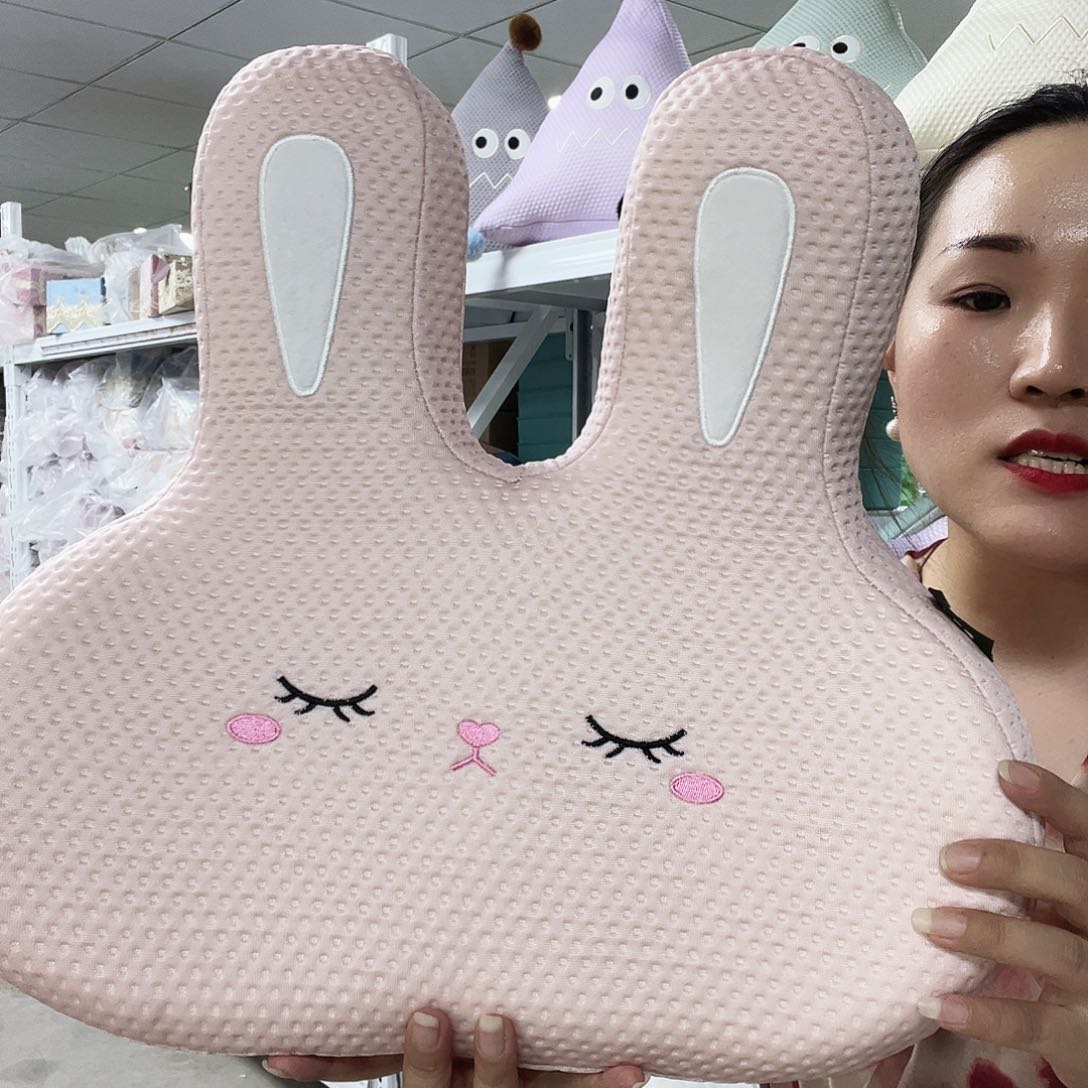 我在开会一天就回来哦的