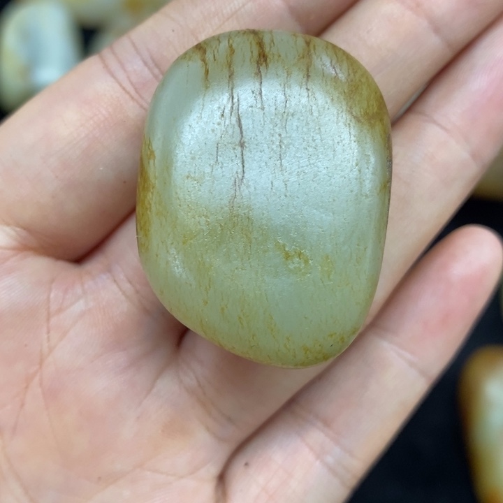 未镶嵌和田玉（糖玉）挂件