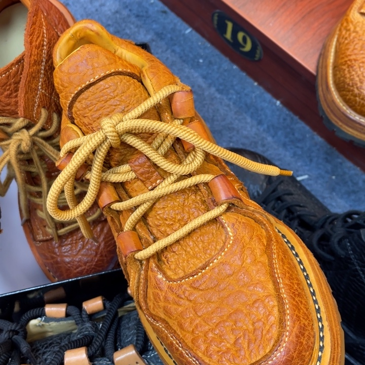 磨砂皮（牛皮）42棕色野牛休闲皮底