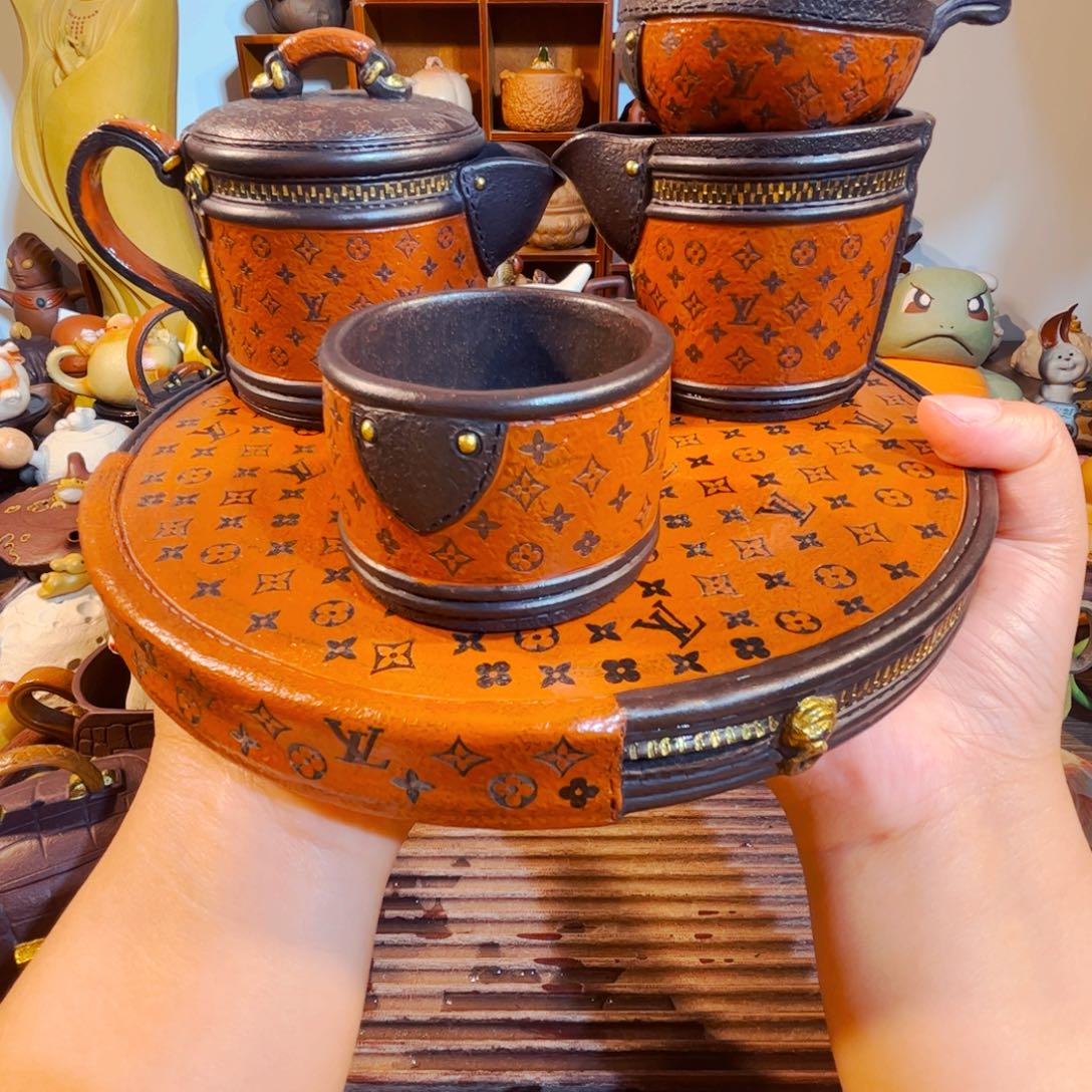 潘***事紫砂茶叶盒纯手工制作过程就是