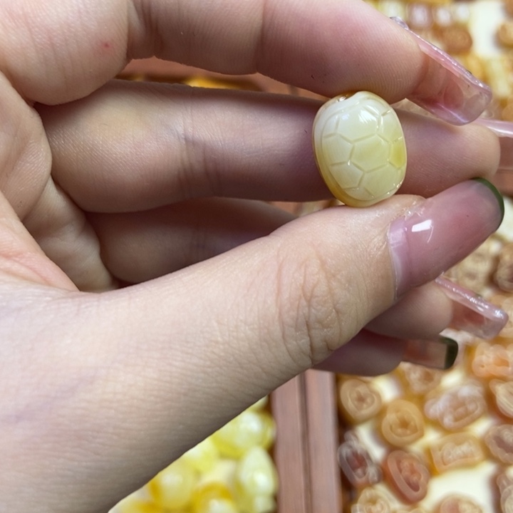 琥珀未镶嵌珠宝奇石富甲